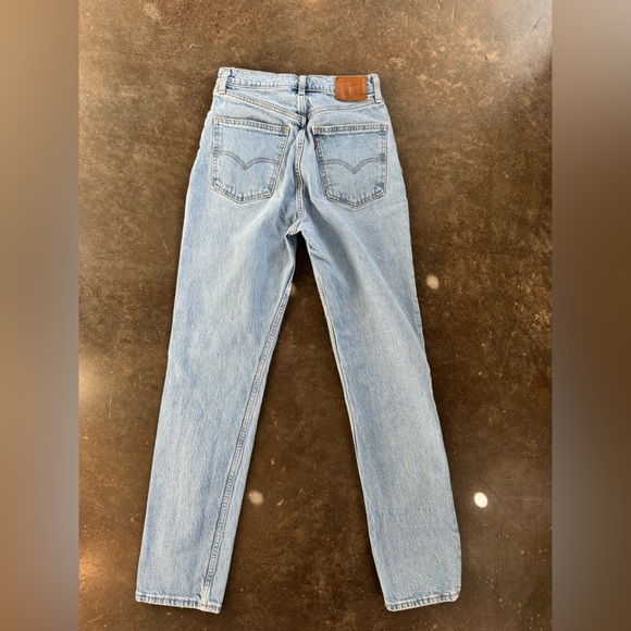 Levi’s 70s high slim straight denim - Picture 3 of 3